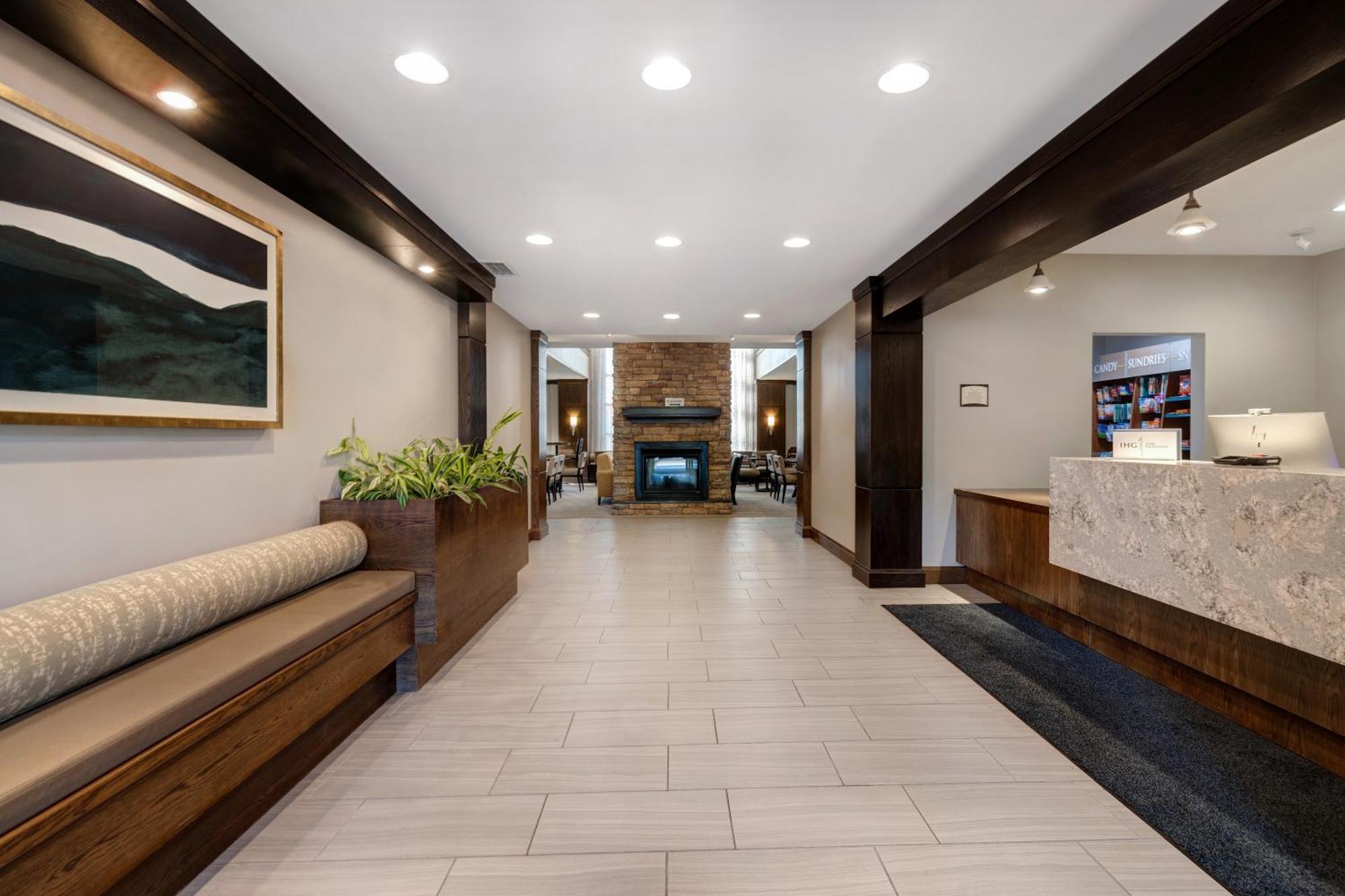 Staybridge Suites Tallahassee I-10 East By Ihg Kültér fotó