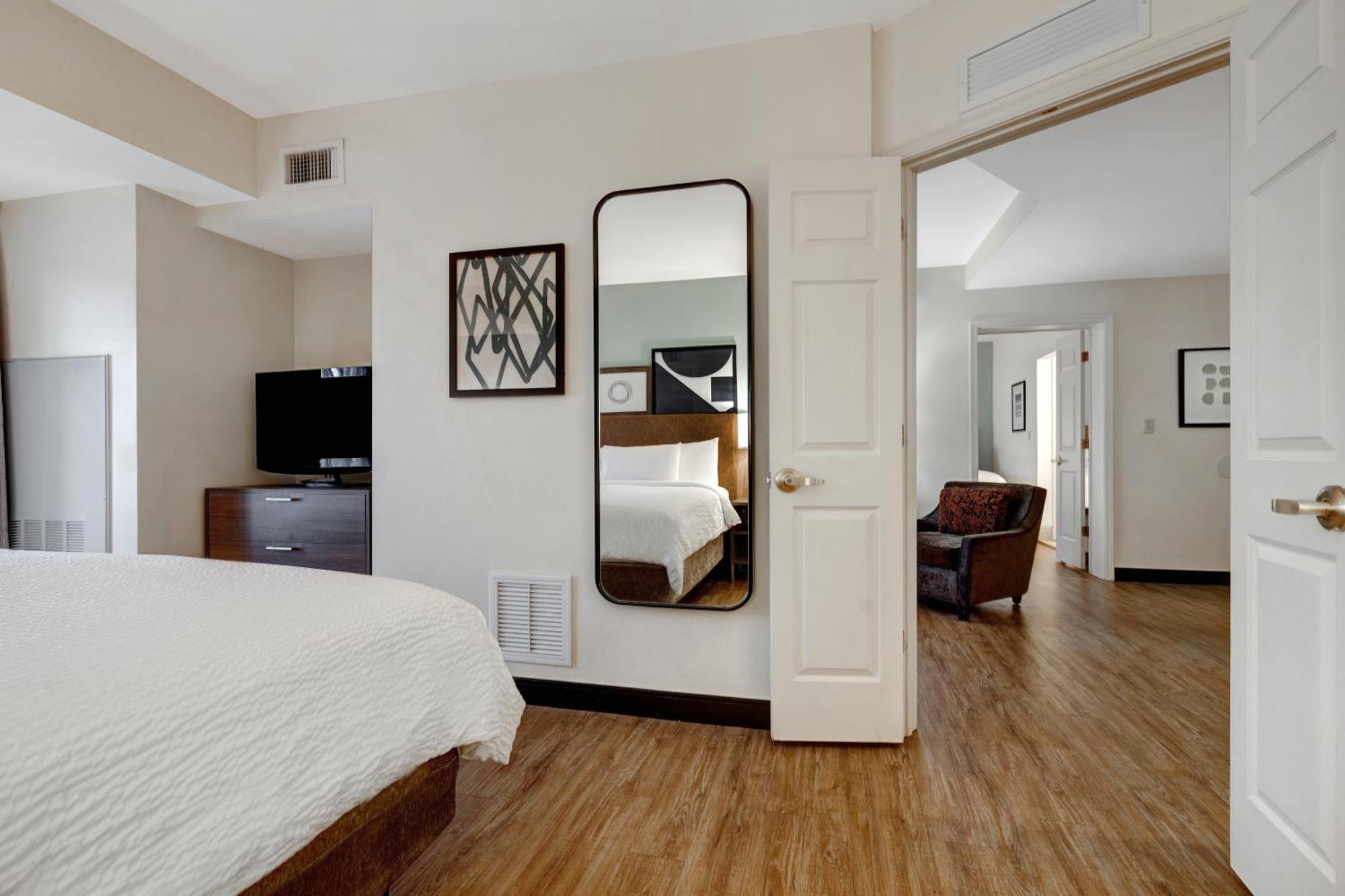 Staybridge Suites Tallahassee I-10 East By Ihg Kültér fotó