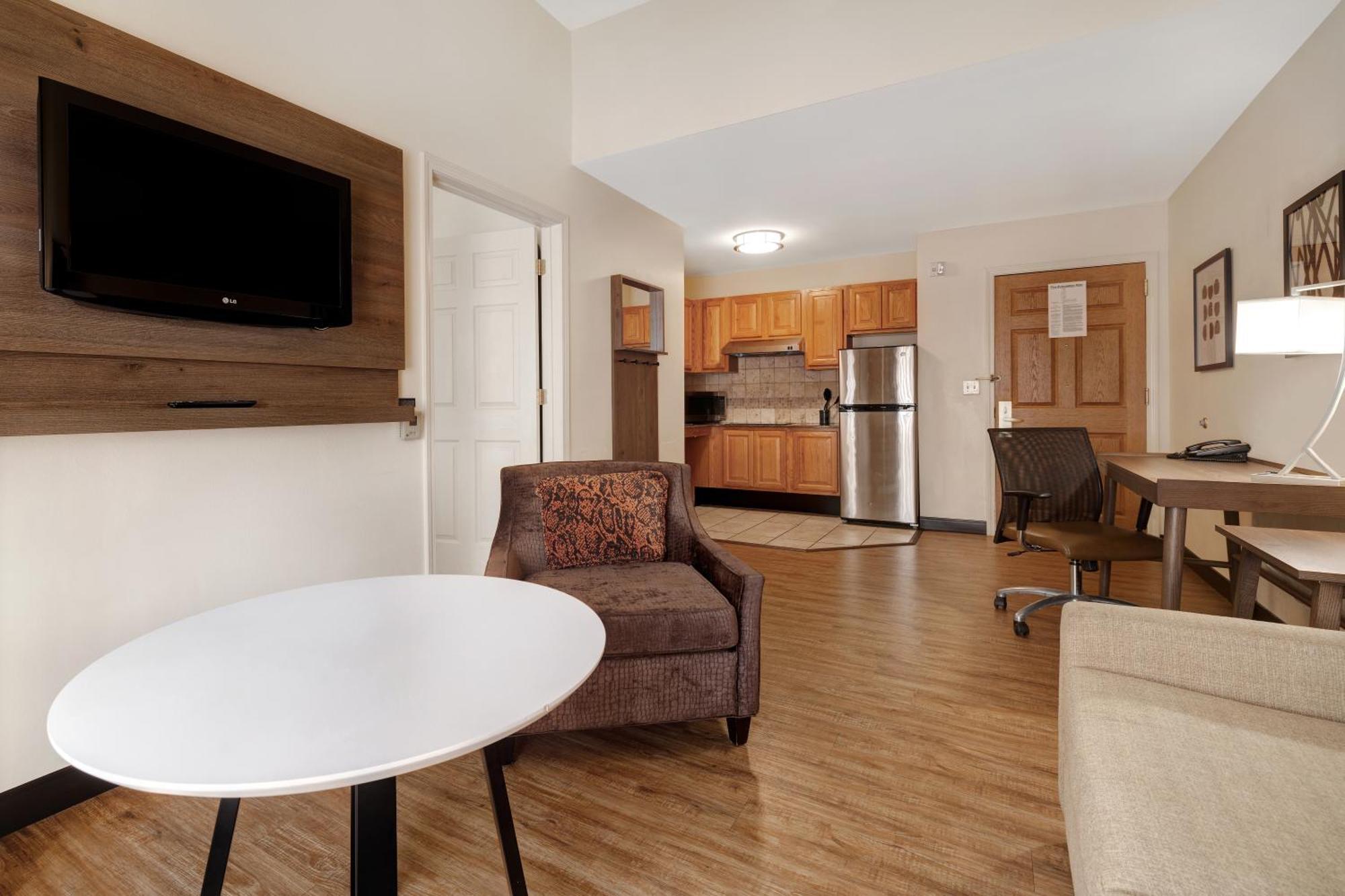 Staybridge Suites Tallahassee I-10 East By Ihg Kültér fotó