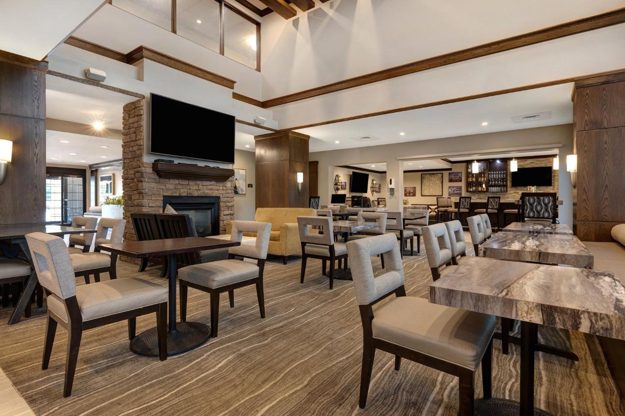 Staybridge Suites Tallahassee I-10 East By Ihg Kültér fotó